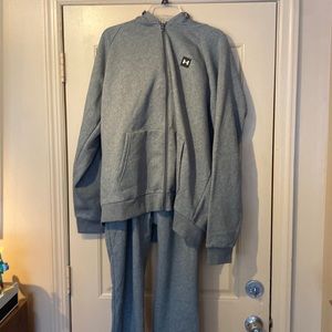 XL Under Armor grey sweat suit